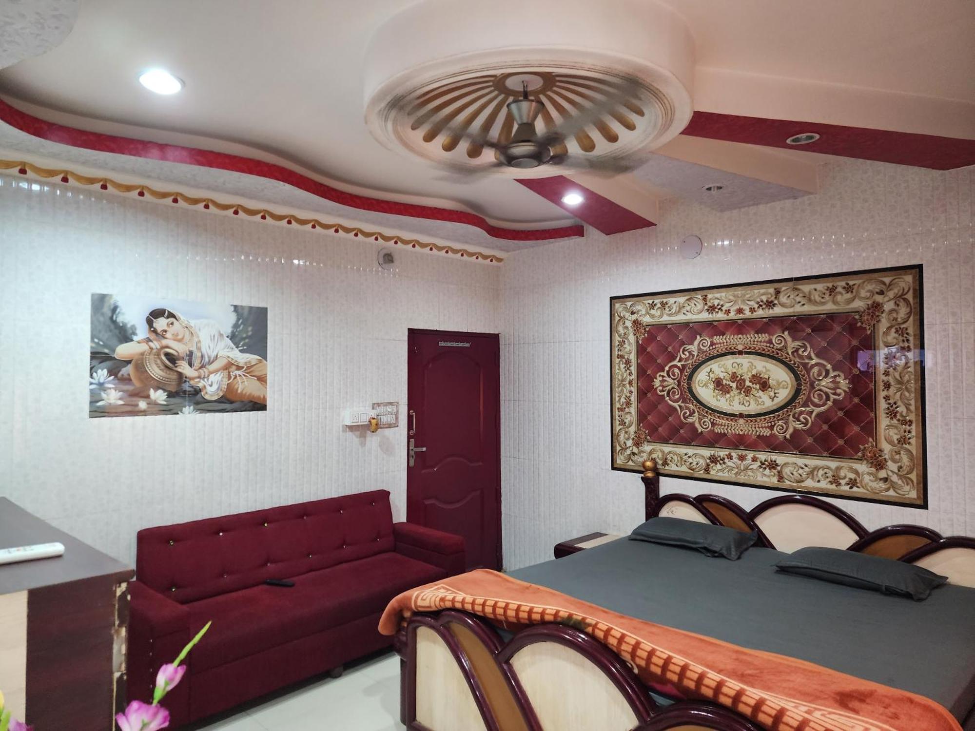 Hotel Shri Durga Baripada Ngoại thất bức ảnh